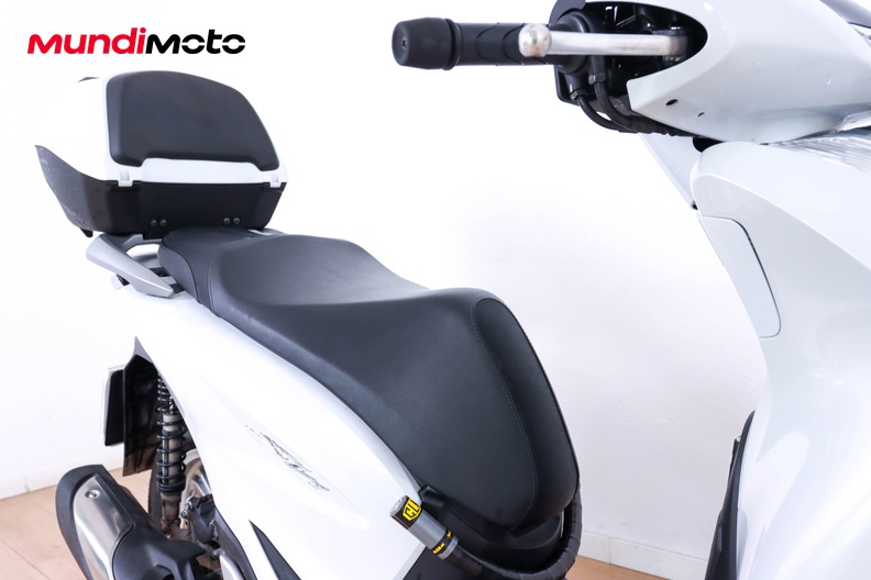 Motorbike image 13