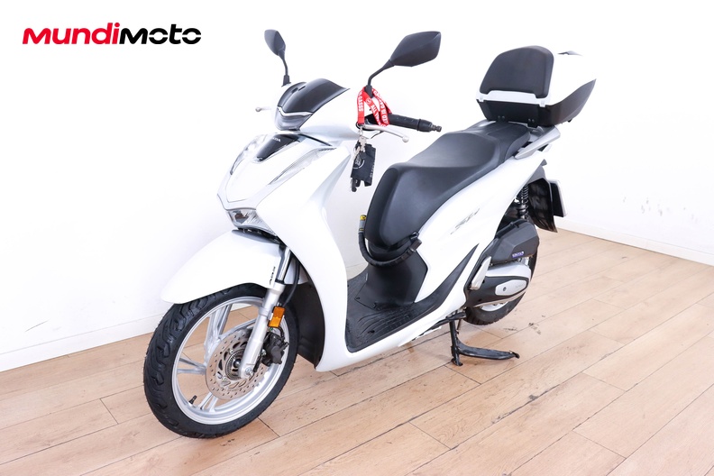 Motorbike image 7