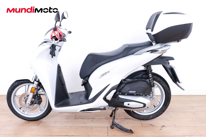 Motorbike image 5