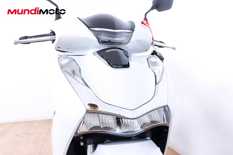 Motorbike image 4