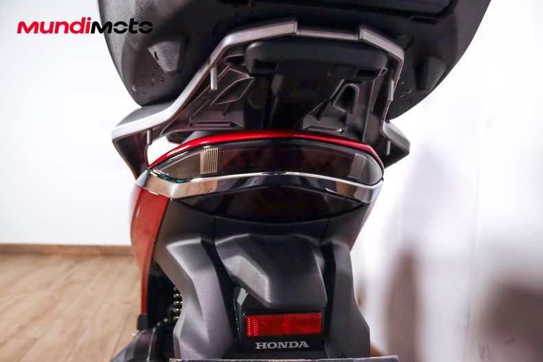 Motorbike image 9