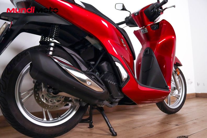 Motorbike image 3
