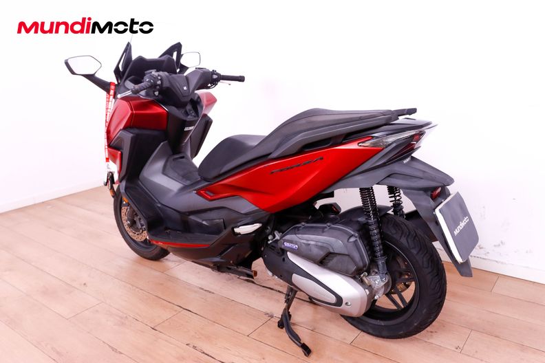 Motorbike image 6