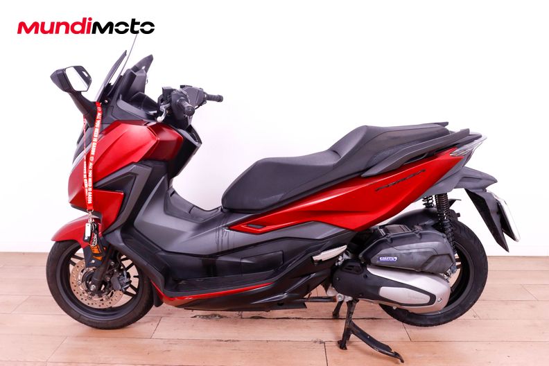 Motorbike image 5