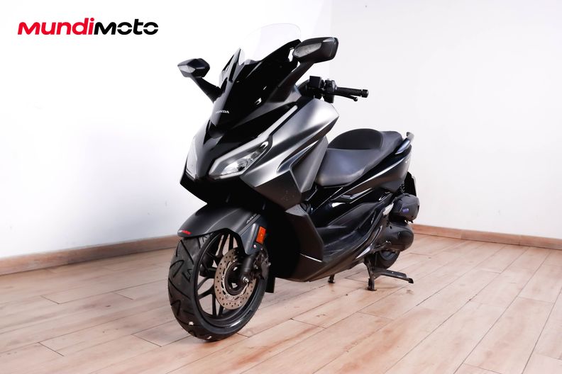 Motorbike image 7