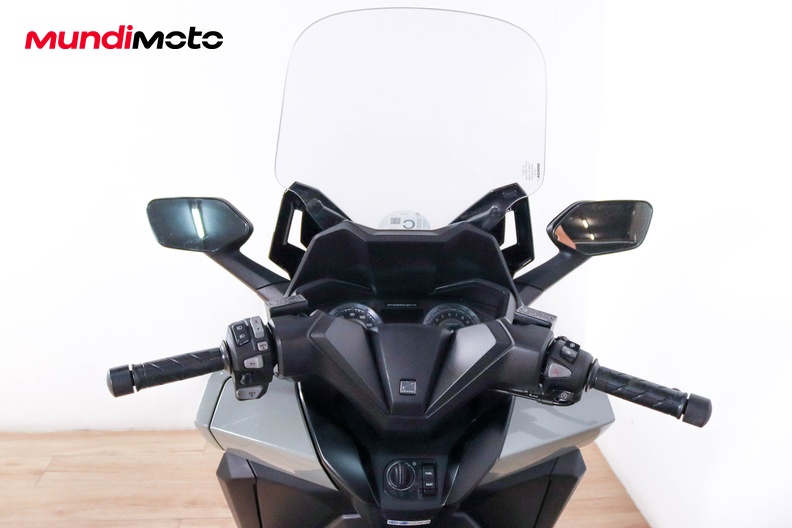 Motorbike image 10