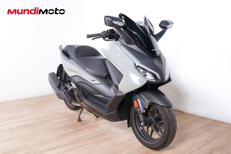 Motorbike image 1
