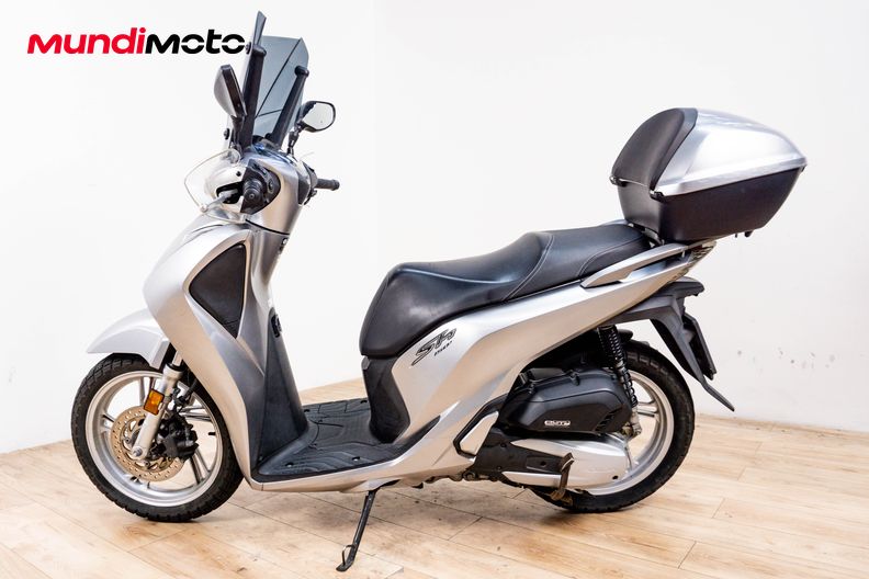 Motorbike image 5