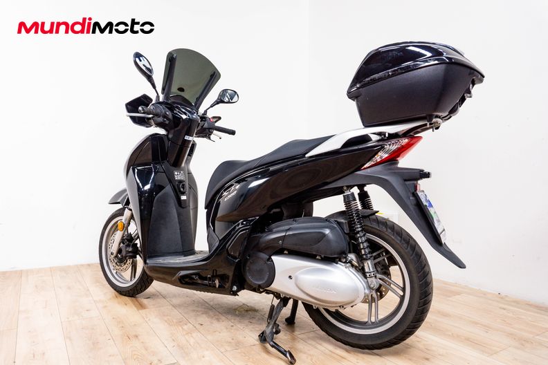 Motorbike image 7