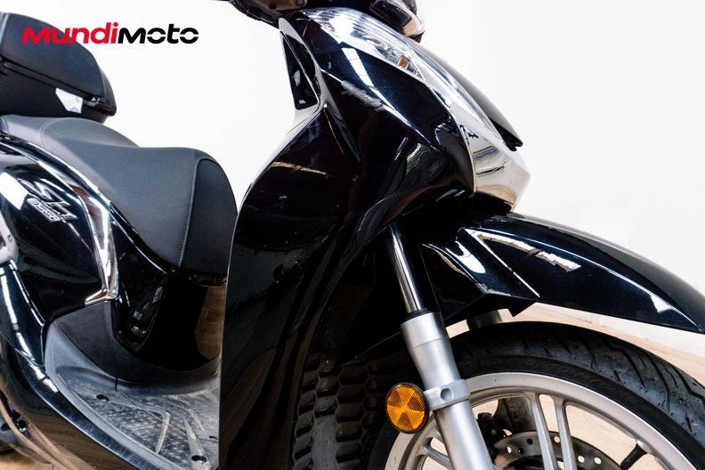 Motorbike image 4