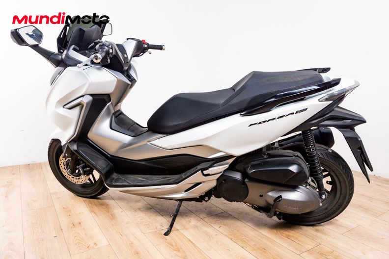 Motorbike image 7