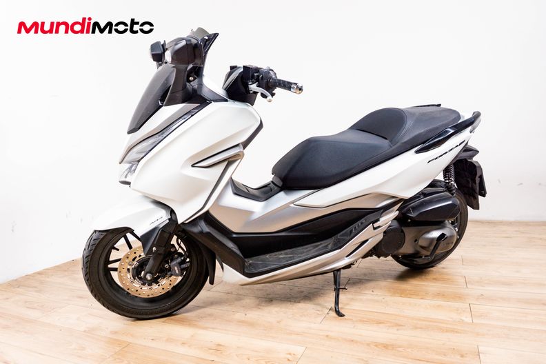 Motorbike image 6
