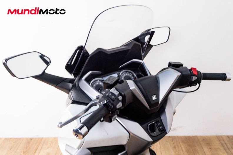 Motorbike image 10
