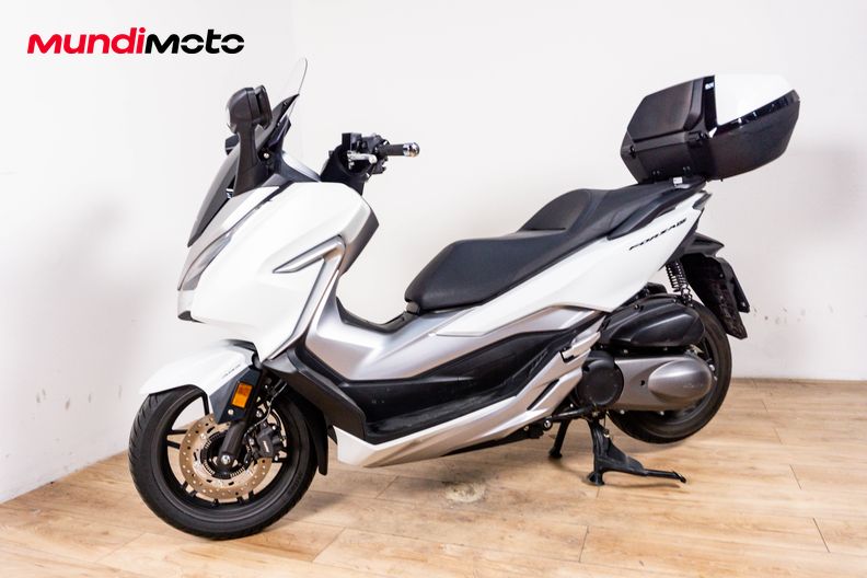 Motorbike image 6