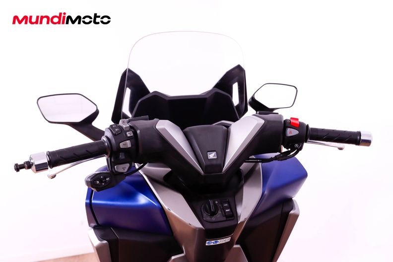 Motorbike image 10