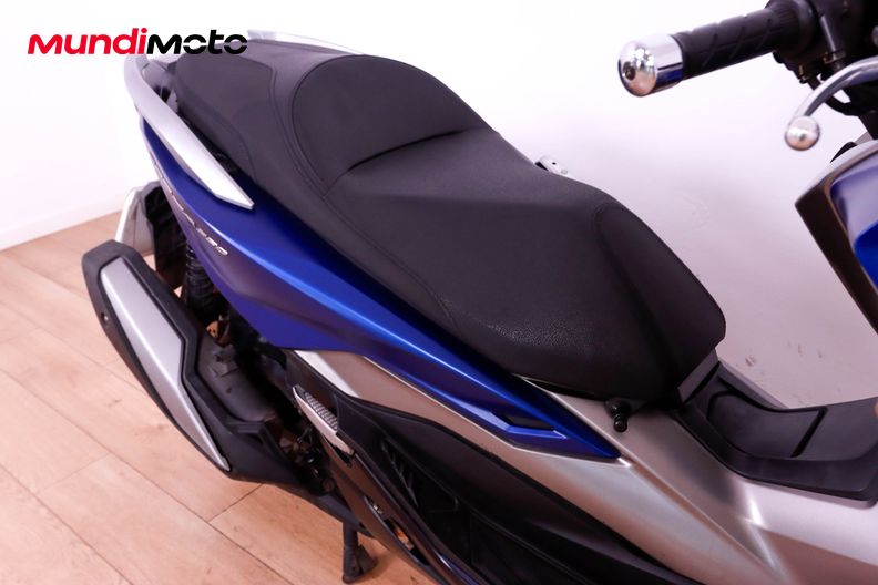Motorbike image 12