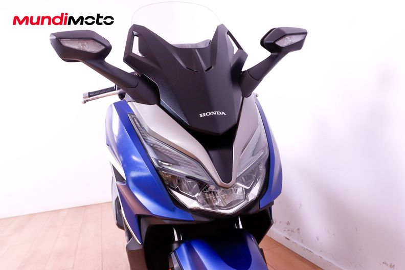 Motorbike image 4