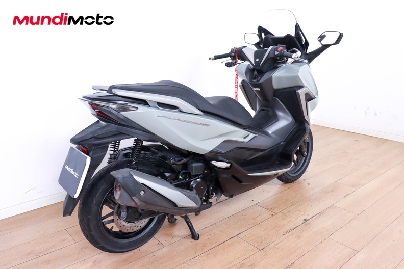 Motorbike image 2