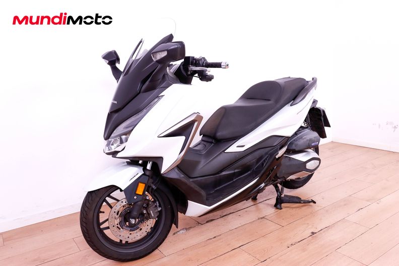 Motorbike image 7