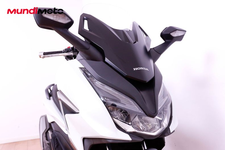 Motorbike image 4