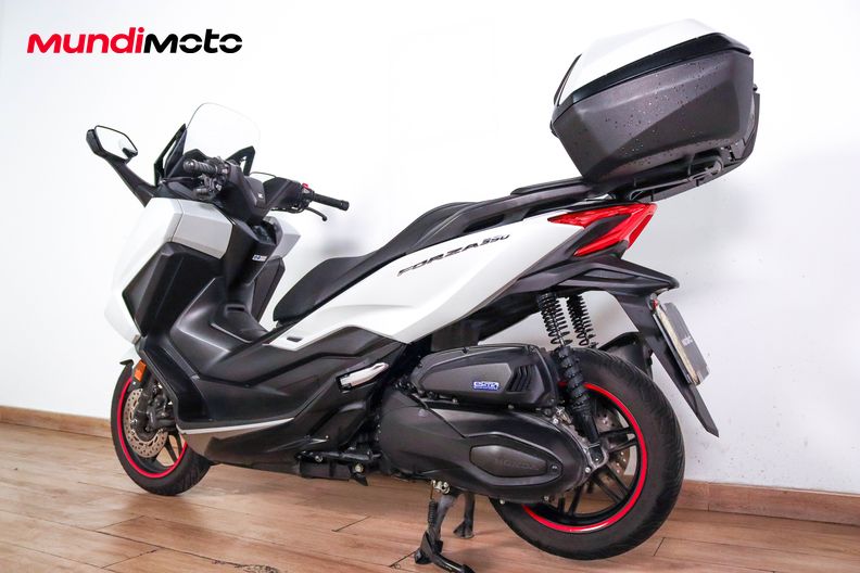 Motorbike image 6