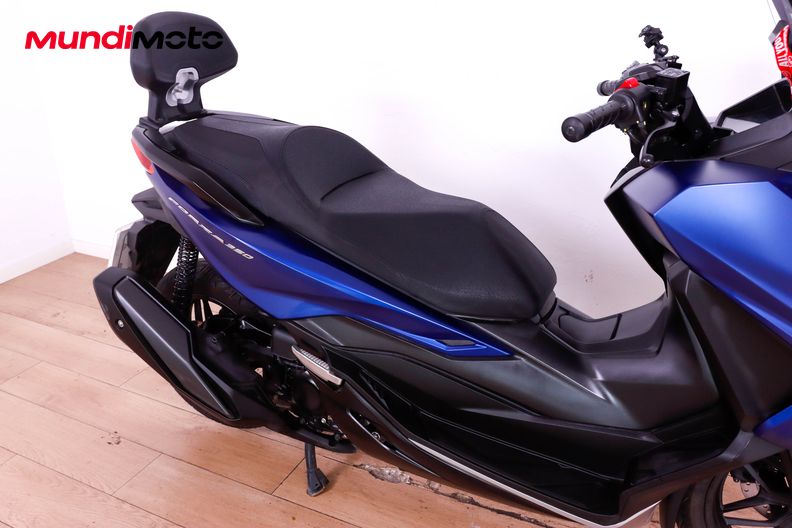 Motorbike image 12