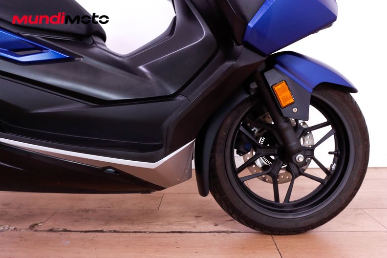 Motorbike image 13