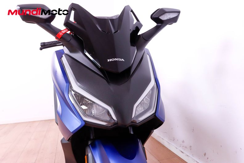 Motorbike image 4