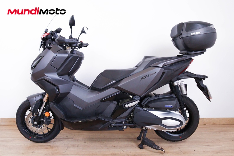 Motorbike image 5