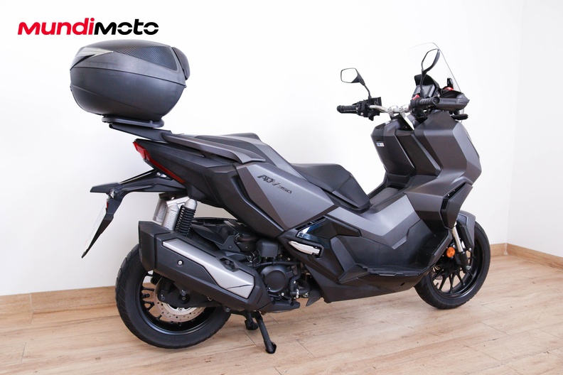Motorbike image 1