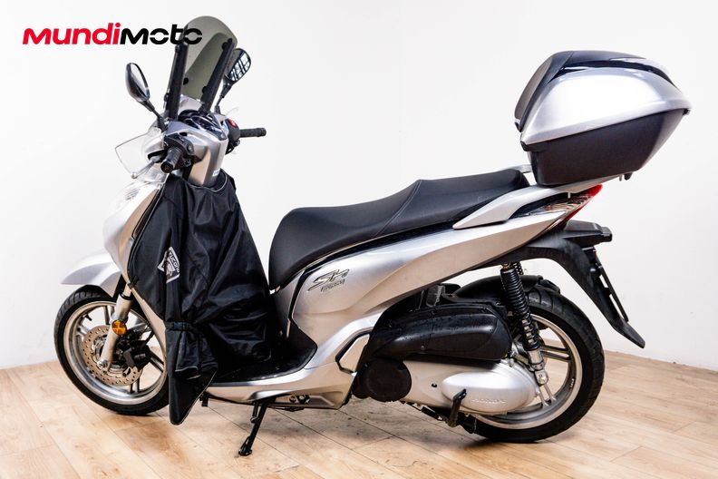 Motorbike image 7
