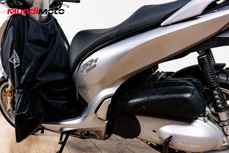 Motorbike image 8