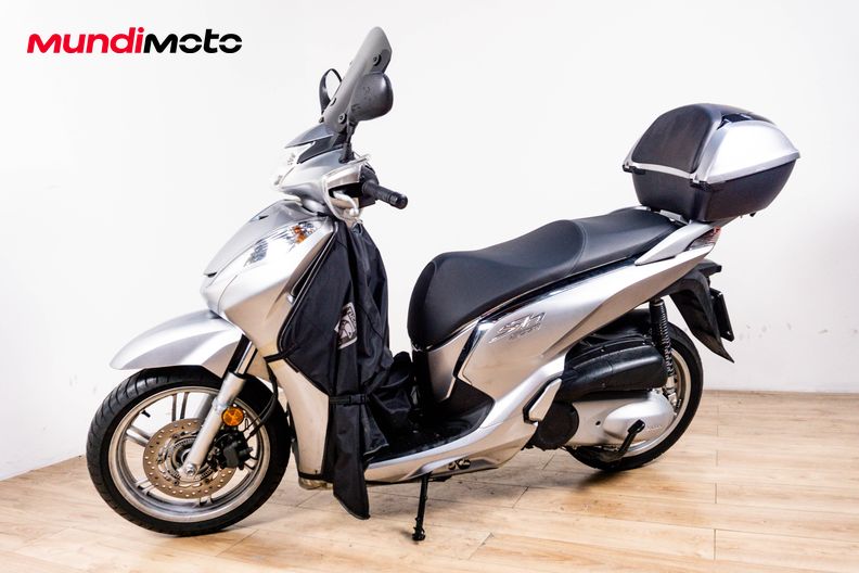 Motorbike image 6