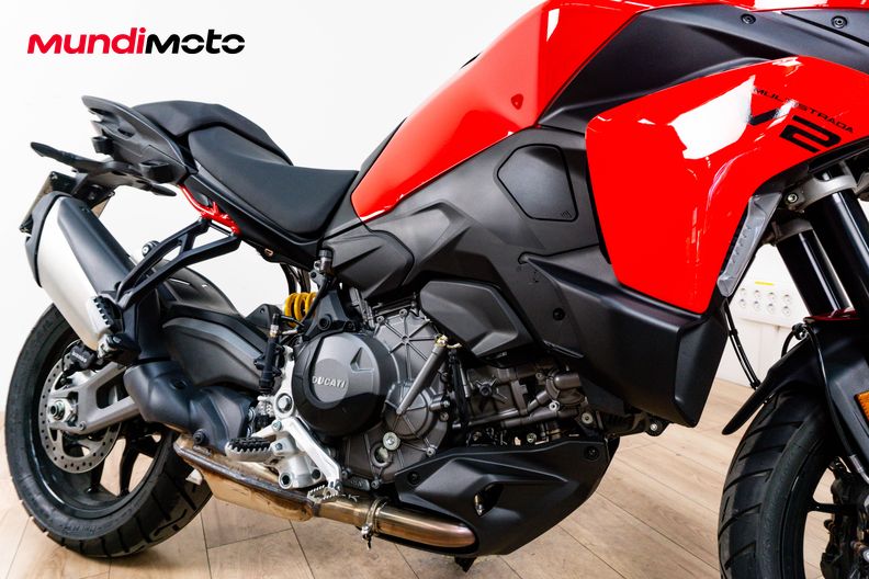 Motorbike image 4