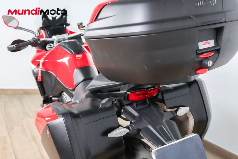 Motorbike image 9