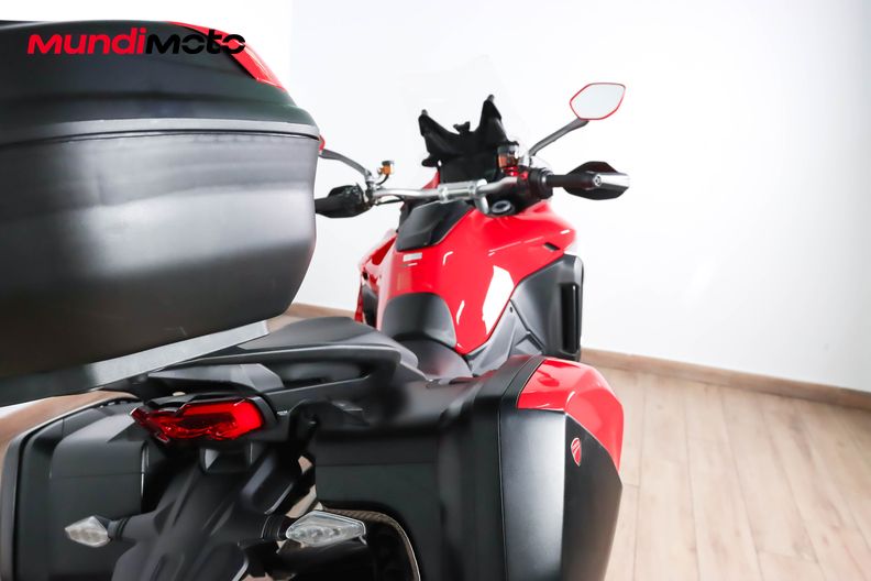 Motorbike image 3