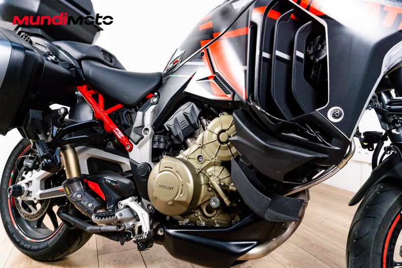 Motorbike image 4