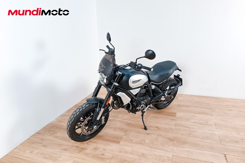 Mundimoto Streetfighter 1098 Usata DUCATI SCRAMBLER 1100 DARK PRO