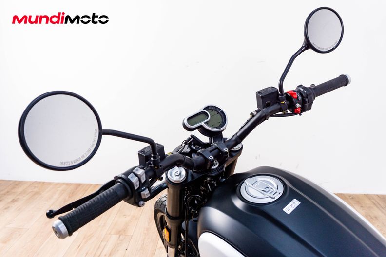 Motorbike image 10