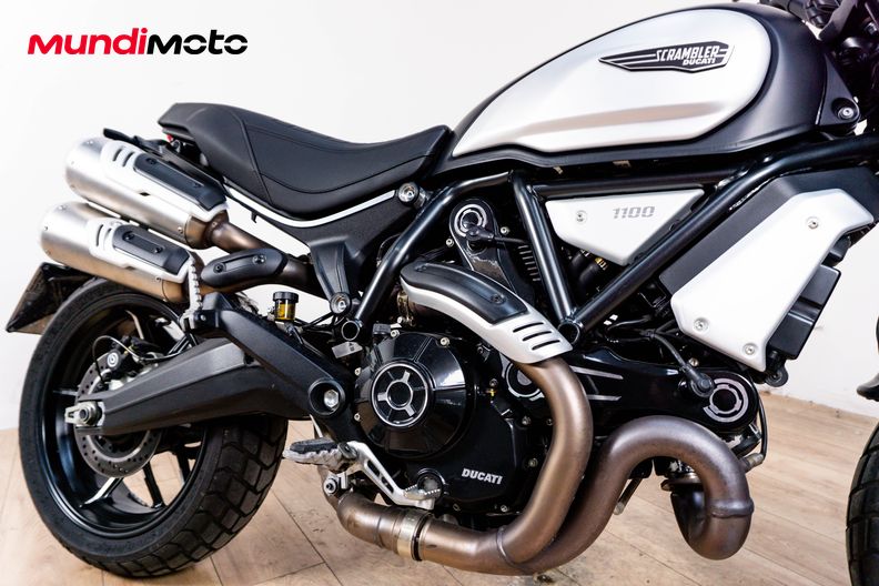 Motorbike image 4