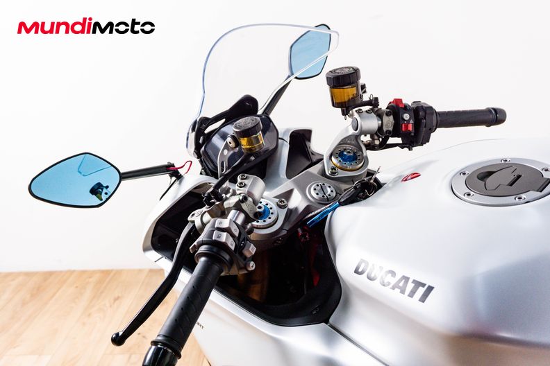 Motorbike image 10
