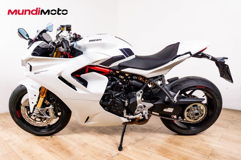 Motorbike image 5