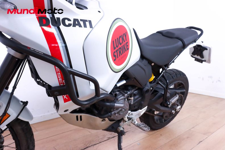 Motorbike image 8