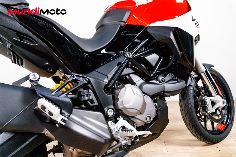 Motorbike image 3