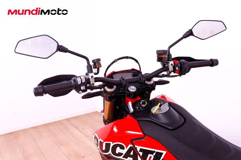 Motorbike image 10