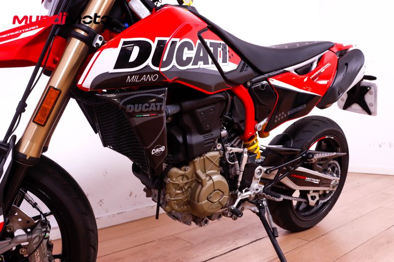 Motorbike image 8