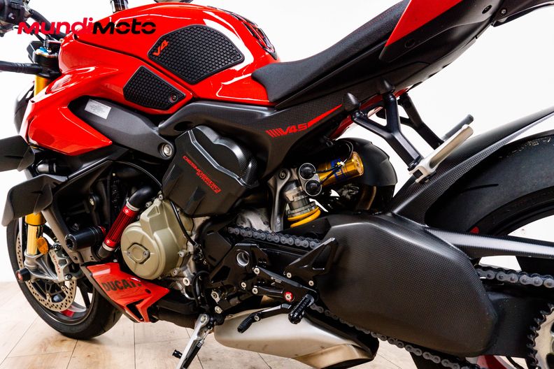Motorbike image 8
