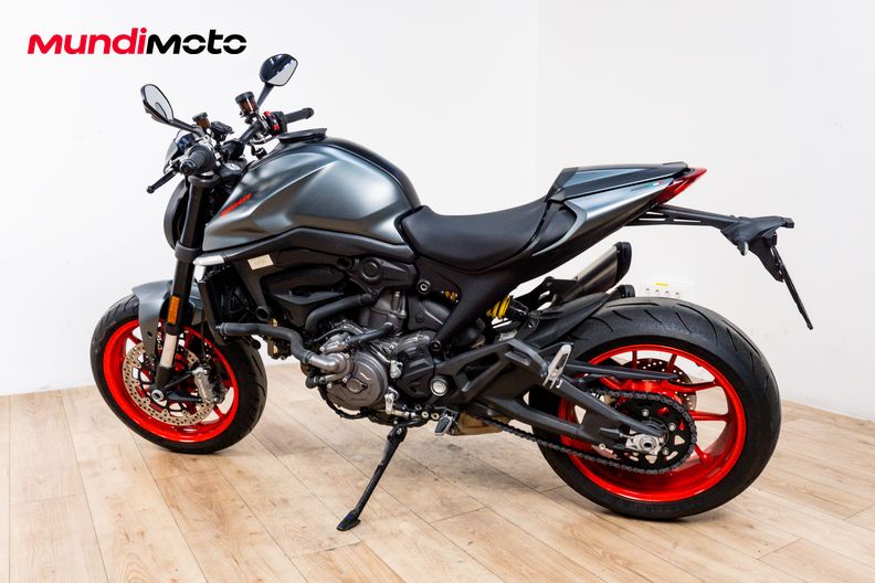 Motorbike image 7