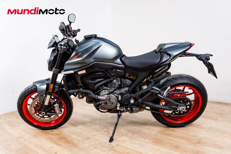 Motorbike image 5