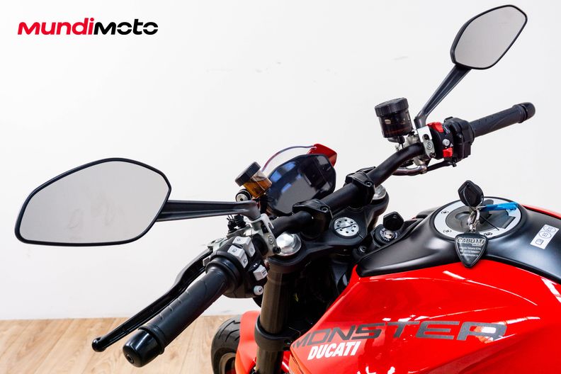 Motorbike image 10